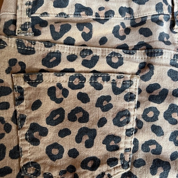 CAT & JACK LEOPARD MINI SKIRT SZ 14/16 - Picture 4 of 8